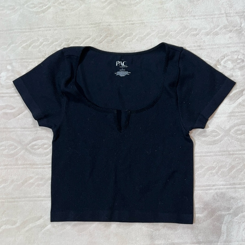 Pacsun cropped ribbed tee